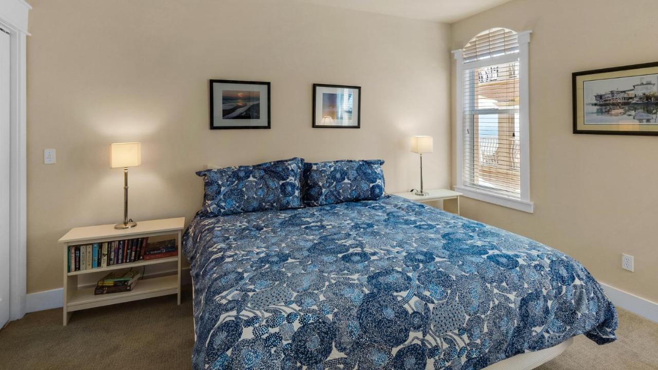 Holiday home Monterey B302